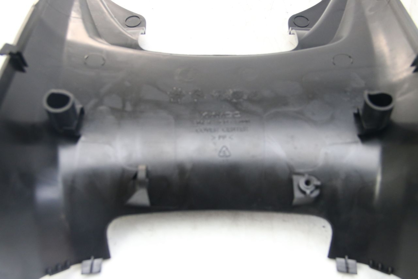 photo de Złącze podnóżka KYMCO DOWNTOWN ABS 125 (2015 - 2017) - Inny kąt widzenia