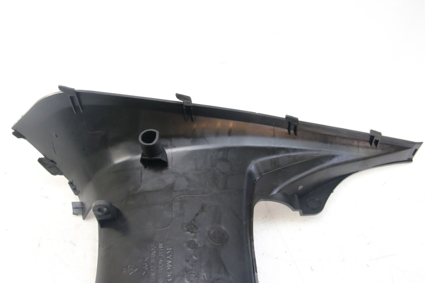 photo de Złącze podnóżka KYMCO DOWNTOWN ABS 125 (2015 - 2017) - Zbliżenie techniczne