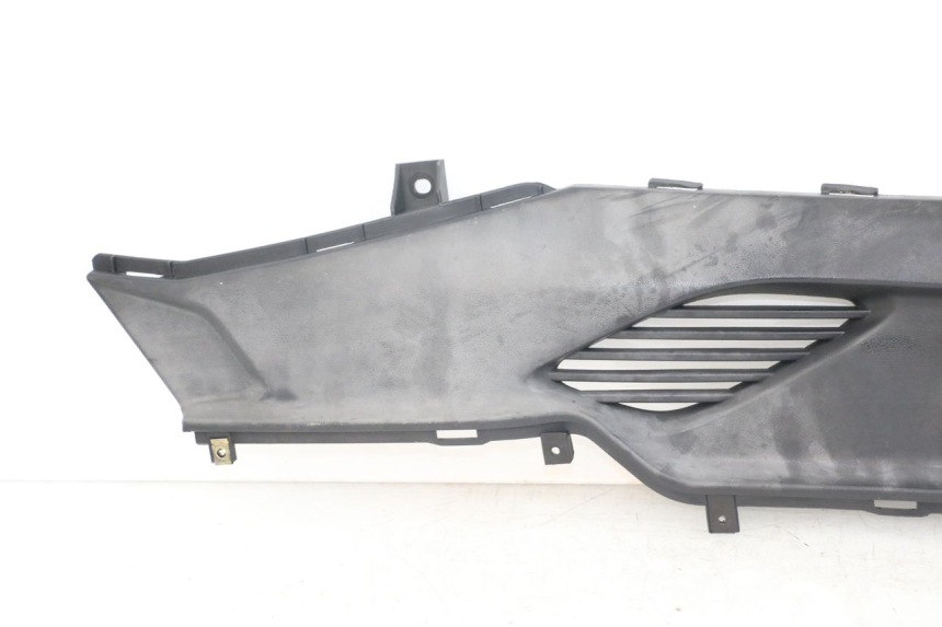 photo de Złącze podnóżka prawego KYMCO DINK STREET ABS 125 (2011 - 2018) - Widok ogólny