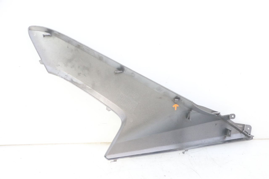 photo de Złącze podnóżka prawego HONDA FORZA ABS 300 (2013 - 2017) - Szczegóły charakterystyczne