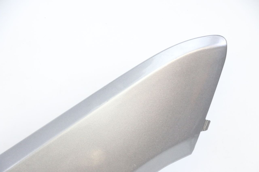 photo de Złącze podnóżka prawego HONDA FORZA ABS 300 (2013 - 2017) - Zbliżenie techniczne