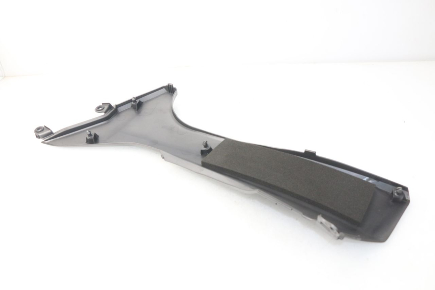 photo de Złącze podnóżka prawego HONDA INTEGRA NC D 750 (2016 - 2018) - Zoom stanu zużycia