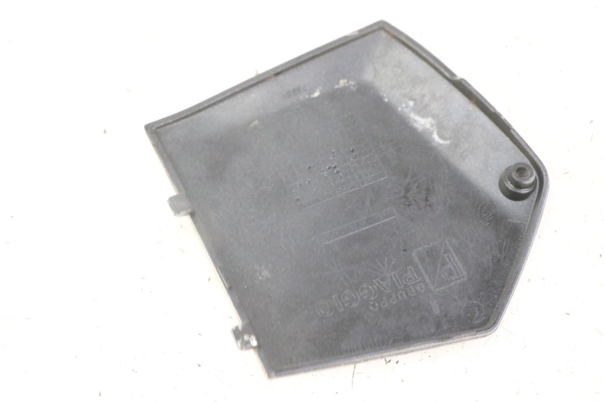 photo de Złącze podnóżka prawego PIAGGIO MP3 LT 300 (2010 - 2016) - Szczegół części