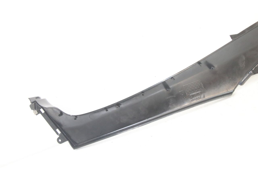 photo de Złącze podnóżka prawego PIAGGIO MP3 500 (2014 - 2017) - Widok ogólny