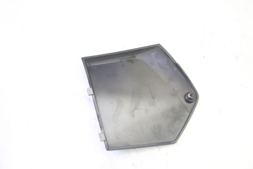 photo de Złącze podnóżka prawego PIAGGIO MP3 500 (2016 - 2018) - Inny kąt widzenia