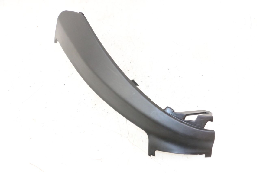 photo de Złącze podnóżka prawego PIAGGIO NRG POWER PUREJET 50 (2018 - 2021) - Zoom stanu zużycia