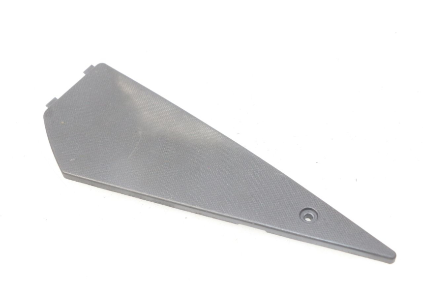 photo de Złącze podnóżka prawego APRILIA SR 2T 50 (2012 - 2017) - Zoom stanu zużycia