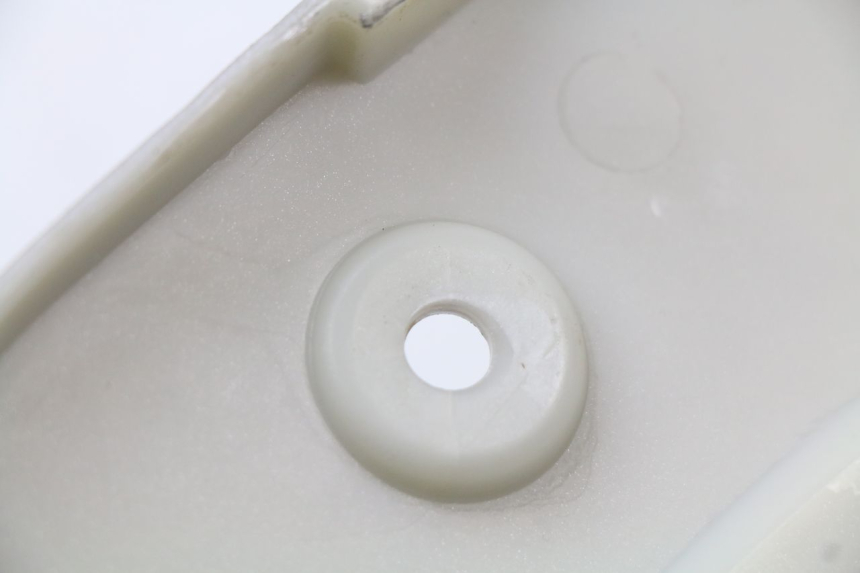 photo de Złącze prawej podnóżki RAZZO STEED 125 (2012 - 2018) - Szczegół części