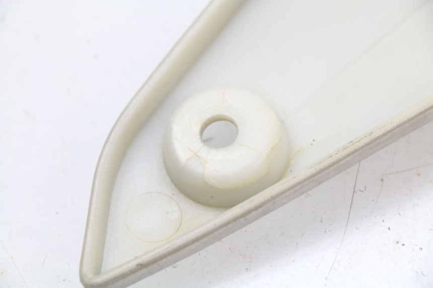 photo de Złącze prawej podnóżki RAZZO STEED 125 (2012 - 2018) - Widok ogólny