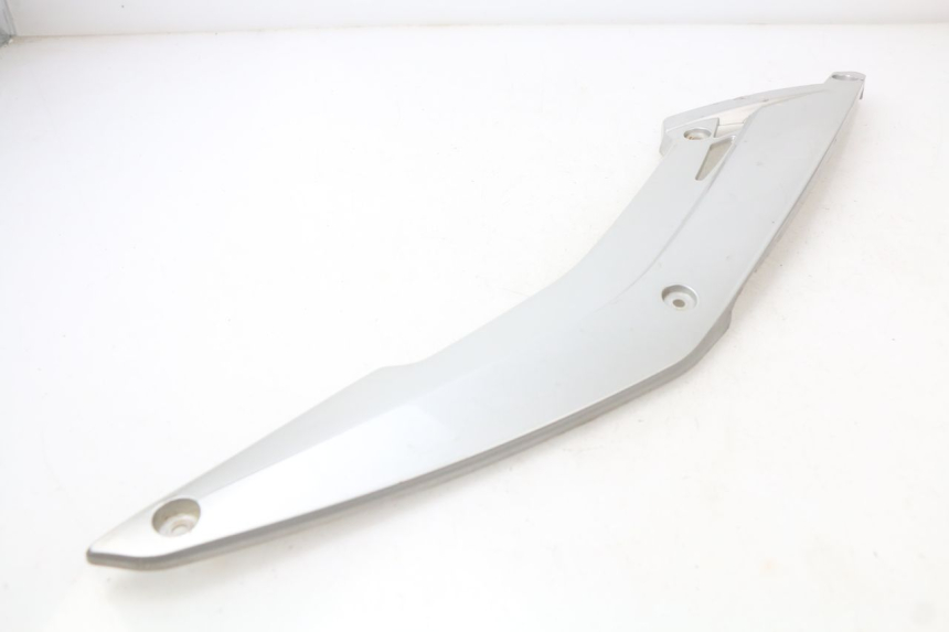 photo de Złącze prawej podnóżki RAZZO STEED 125 (2012 - 2018) - Stan powierzchni