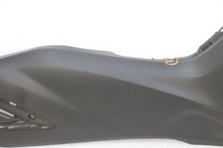 photo de Złącze podnóżka prawego YAMAHA TRICITY 300 (2020 - 2024) - Zdjęcie dodatkowe