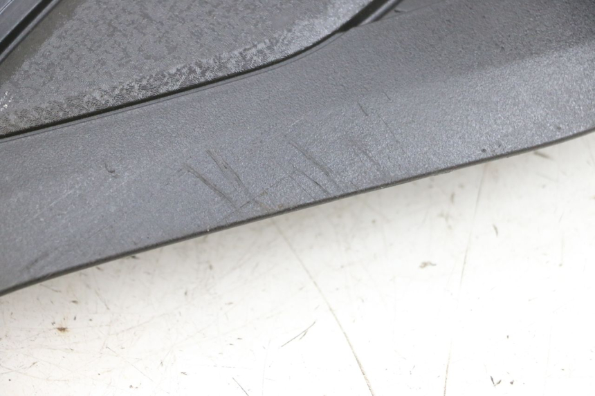 photo de Złącze podnóżka prawego YAMAHA TRICITY 300 (2020 - 2024) - Oznaczenia i referencje