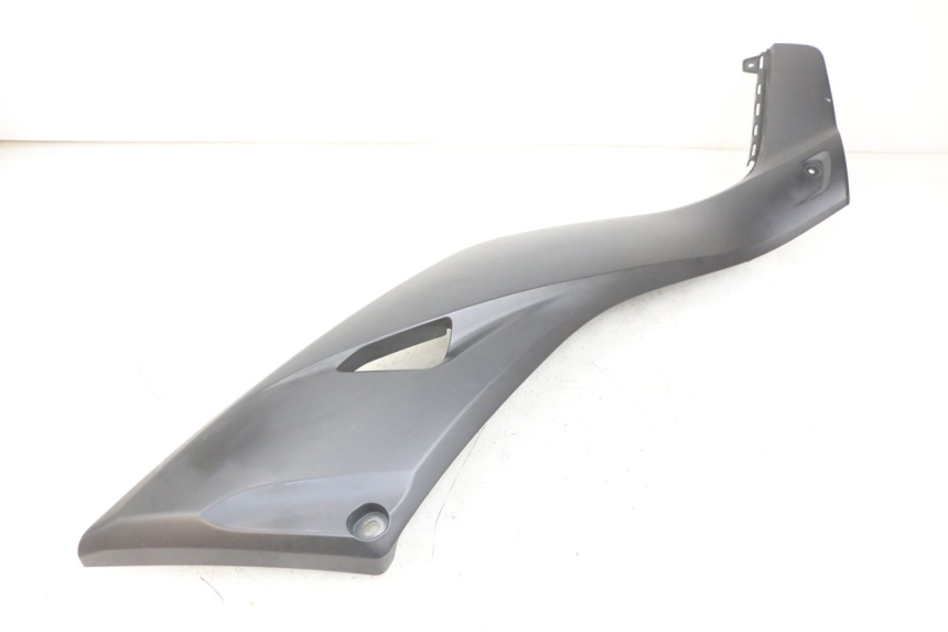 photo de Złącze podnóżka prawego YAMAHA XMAX X-MAX ABS 125 (2017 - 2020) - Stan powierzchni