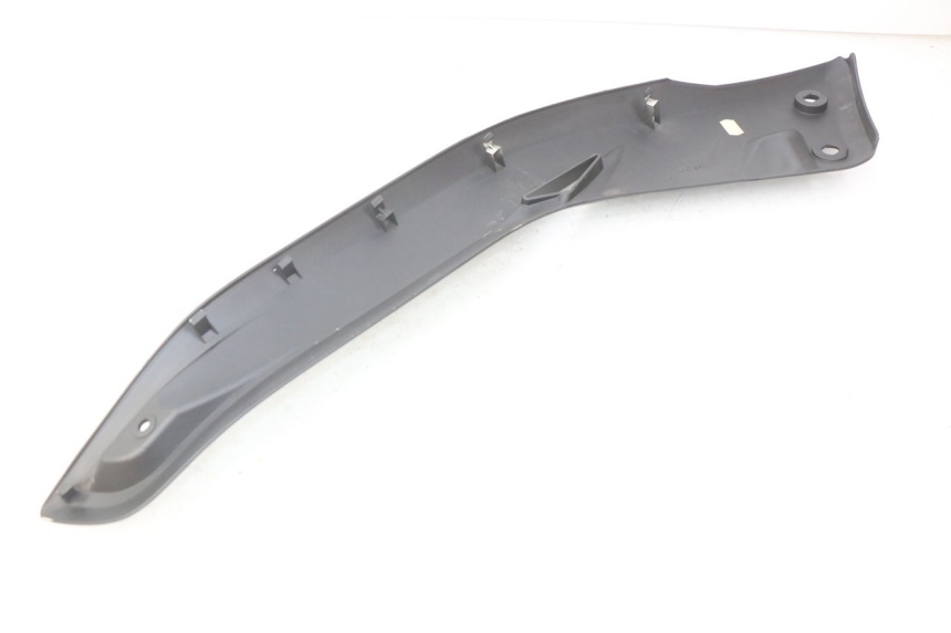 photo de Złącze prawej podnóżki YAMAHA X-MAX XMAX 125 (2010 - 2013) - Szczegół części