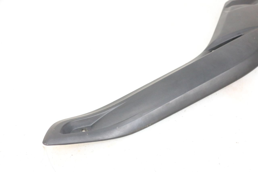 photo de Złącze prawej podnóżki YAMAHA X-MAX XMAX 125 (2010 - 2013) - Stan powierzchni