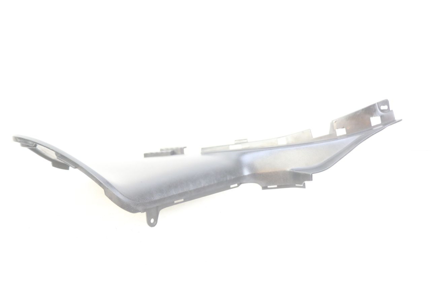 photo de Złącze prawej podnóżki YAMAHA XP T-MAX TMAX ABS 500 (2004 - 2007) - Zoom stanu zużycia