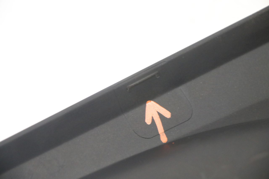 photo de Złącze podnóżka prawego YAMAHA YP X-MAX XMAX 400 (2014 - 2017) - Punkty mocowania