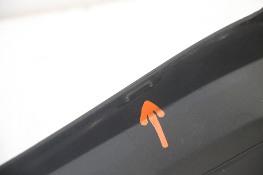 photo de Złącze podnóżka prawego YAMAHA YP X-MAX XMAX 400 (2014 - 2017) - Stan powierzchni