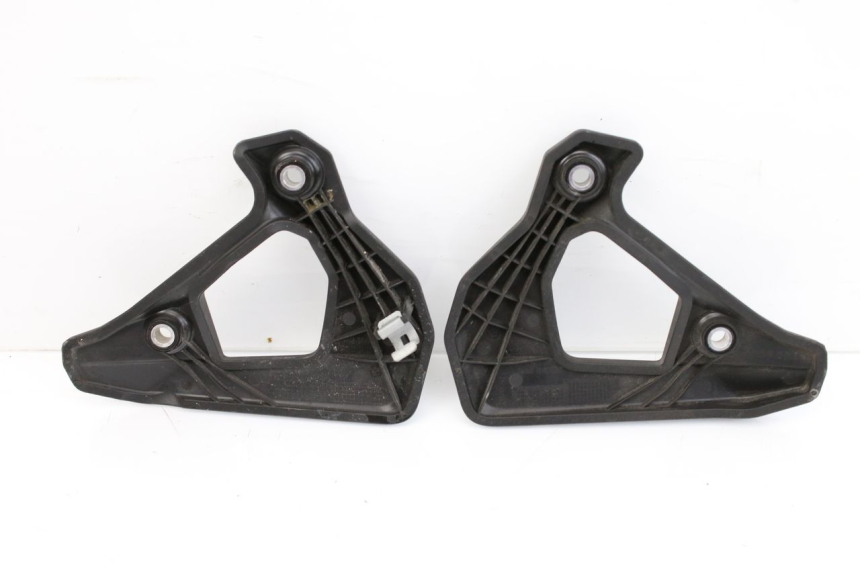 photo de Złącze podnóżka BMW F GS K81 850 (2018 - 2023) - Zoom stanu zużycia