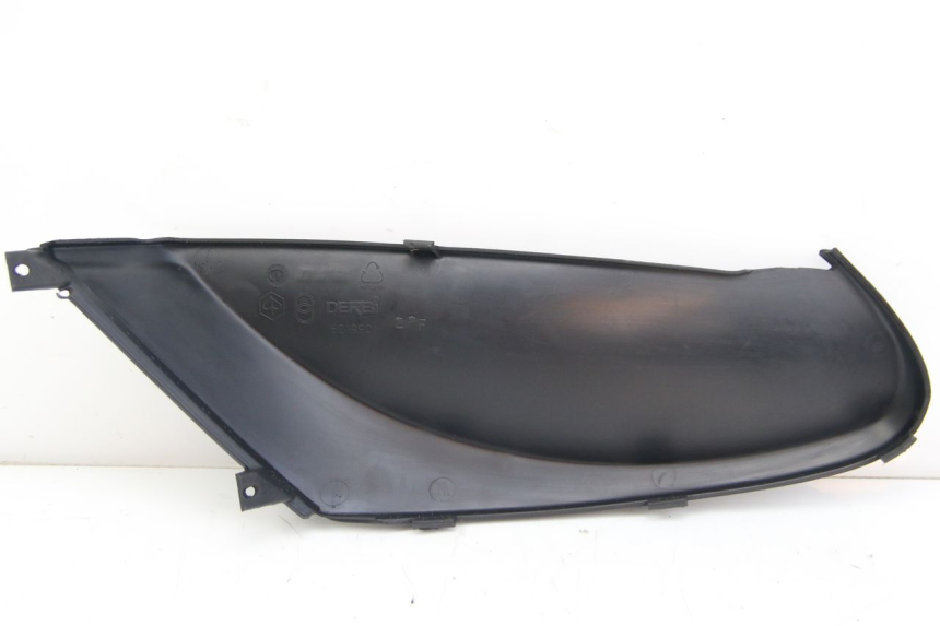 photo de Złącze lewego podnóżka DERBI BOULEVARD 50 (2009 - 2006) - Punkty mocowania