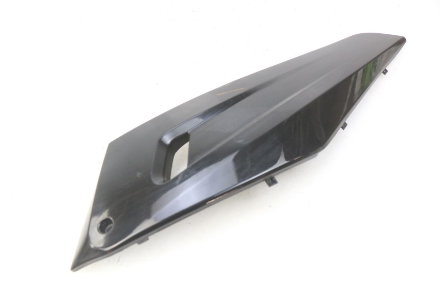 photo de Złącze lewego podnóżka SYM CITYCOM CITY COM 125 (2009 - 2014) - Zoom stanu zużycia