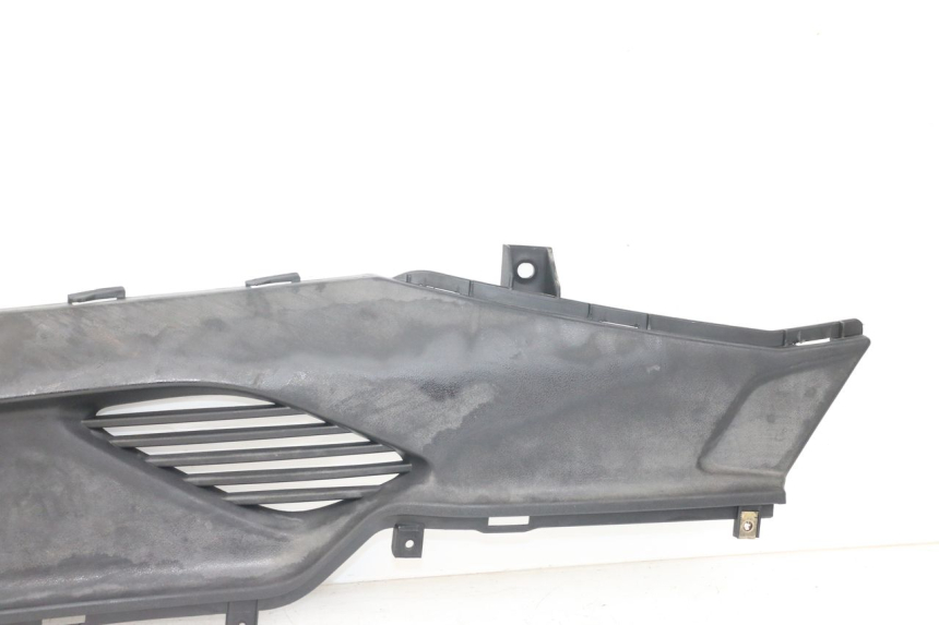 photo de Złącze lewego podnóżka KYMCO DINK STREET ABS 125 (2011 - 2018) - Widok ogólny