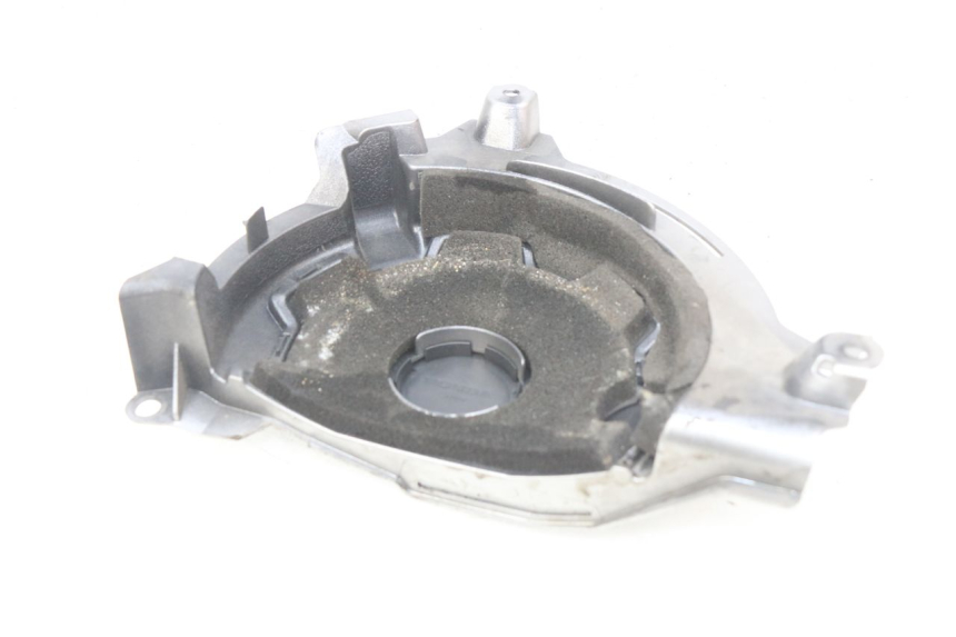 photo de Złącze lewego podnóżka HONDA INTEGRA NC D 750 (2016 - 2018) - Inny kąt widzenia