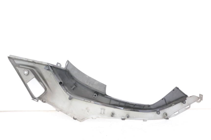 photo de Złącze lewego podnóżka KYMCO X-TOWN XTOWN 125 (2016 - 2021) - Zbliżenie techniczne