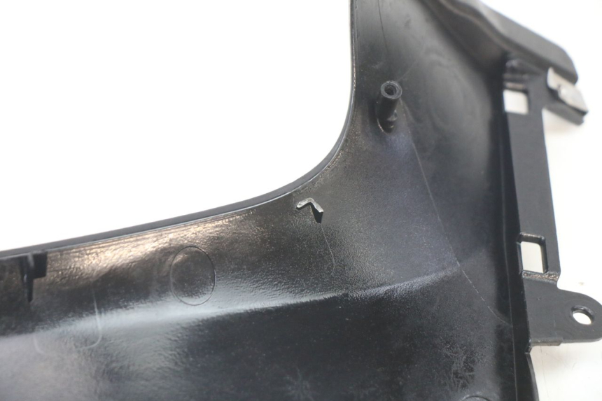 photo de Złącze lewego podnóżka PIAGGIO MP3 500 (2014 - 2017) - Stan powierzchni