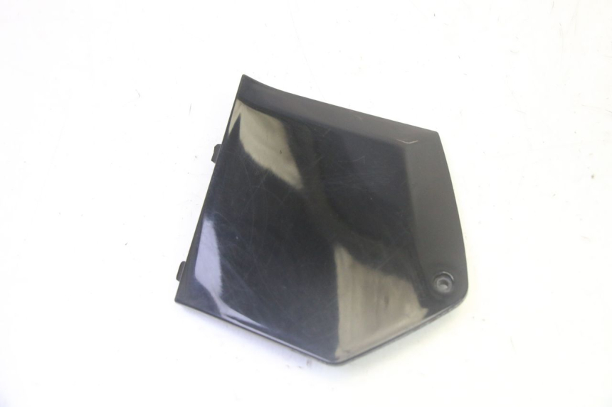 photo de Złącze lewego podnóżka PIAGGIO MP3 500 (2011 - 2015) - Szczegół części