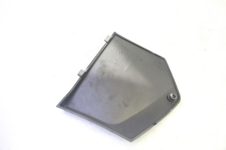 photo de Złącze lewego podnóżka PIAGGIO MP3 500 (2016 - 2018) - Zoom stanu zużycia