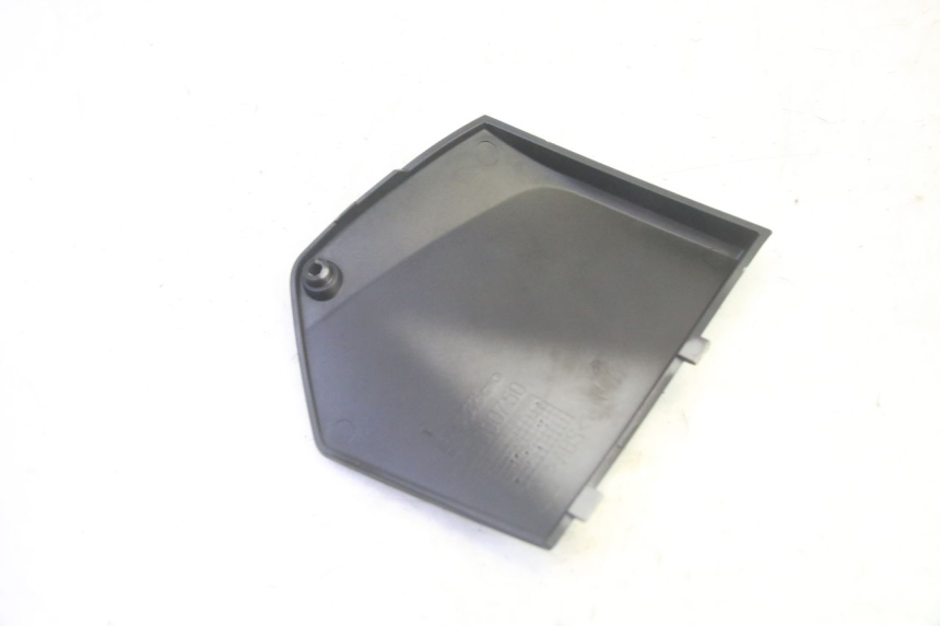 photo de Złącze lewego podnóżka PIAGGIO MP3 500 (2016 - 2018) - Inny kąt widzenia