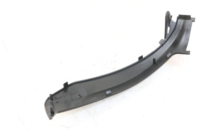 photo de Złącze lewego podnóżka PIAGGIO NRG POWER PUREJET 50 (2018 - 2021) - Zoom stanu zużycia