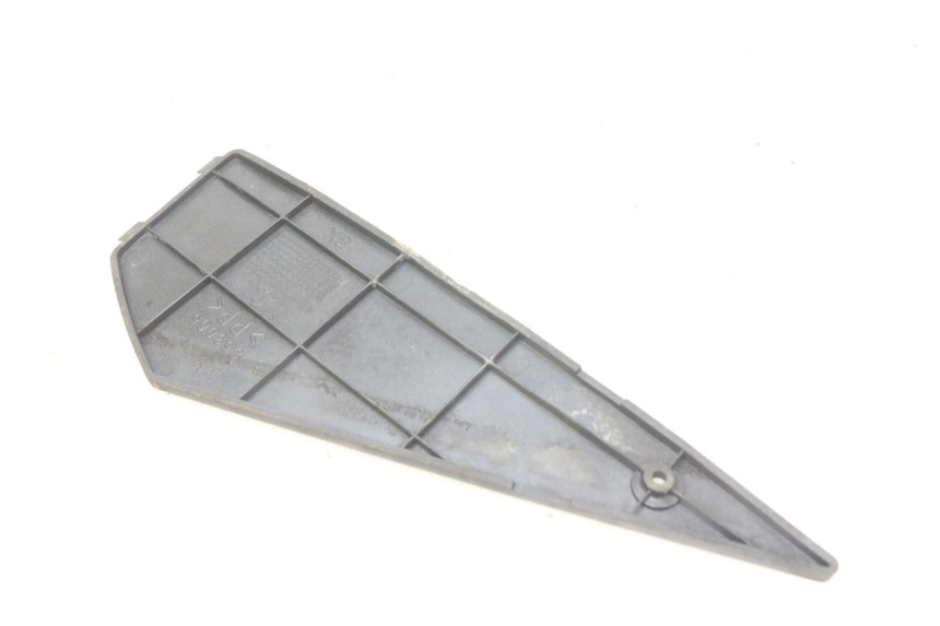 photo de Złącze lewego podnóżka APRILIA SR 2T 50 (2012 - 2017) - Zoom stanu zużycia