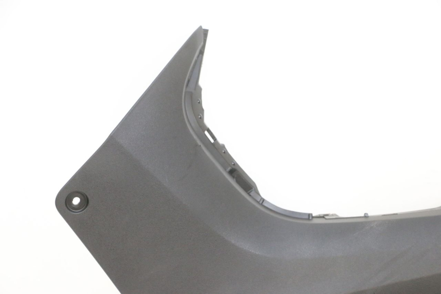 photo de Złącze lewego podnóżka YAMAHA TRICITY 300 (2020 - 2024) - Oznaczenia i referencje