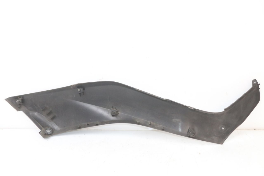 photo de Złącze lewego podnóżka YAMAHA XMAX X-MAX ABS 125 (2017 - 2020) - Zbliżenie techniczne