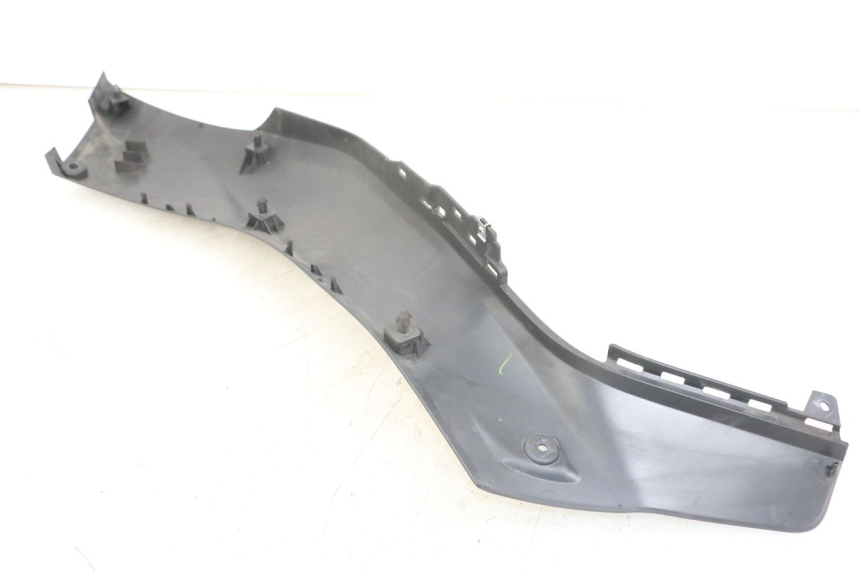 photo de Złącze lewego podnóżka YAMAHA XMAX X-MAX ABS 125 (2017 - 2020) - Szczegół części