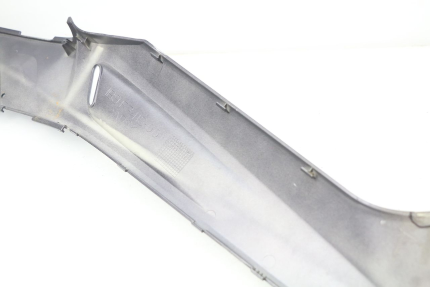 photo de Złącze lewego podnóżka YAMAHA XMAX X-MAX 125 (2006 - 2009) - Szczegół części