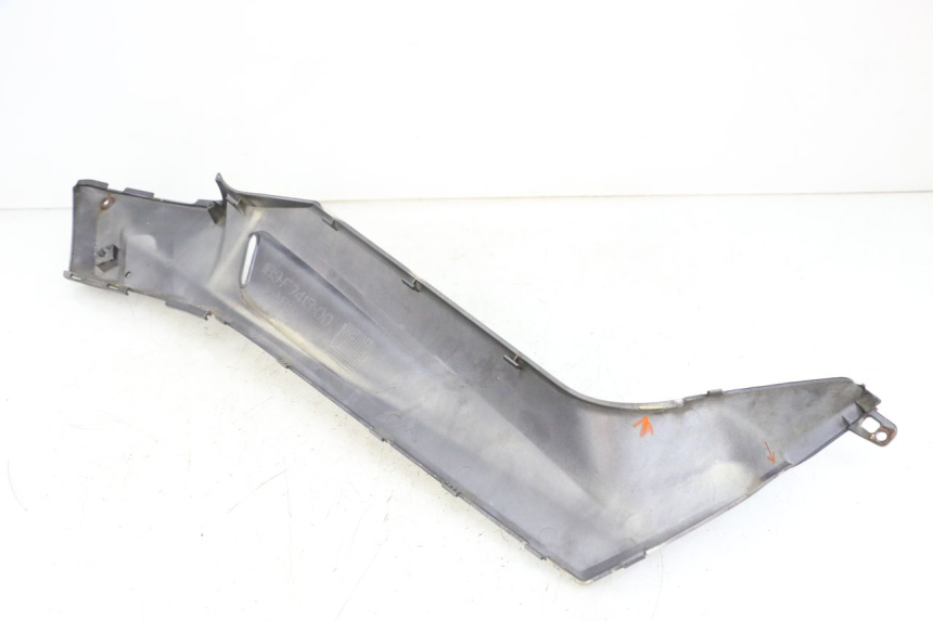 photo de Złącze lewego podnóżka YAMAHA XMAX X-MAX 125 (2006 - 2009) - Widok ogólny