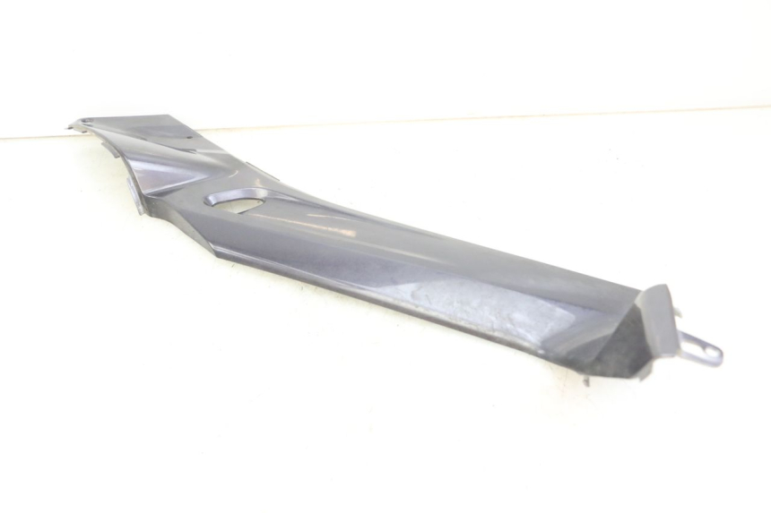 photo de Złącze lewego podnóżka YAMAHA XMAX X-MAX 125 (2006 - 2009) - Stan powierzchni