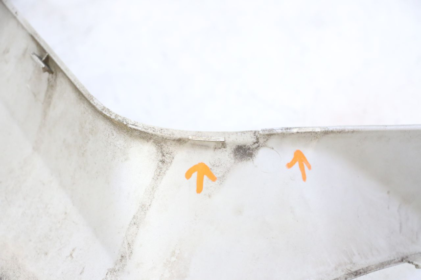 photo de Złącze lewego podnóżka YAMAHA X-MAX XMAX 250 (2006 - 2009) - Szczegół części