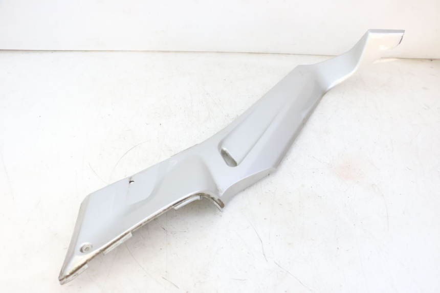 photo de Złącze lewego podnóżka YAMAHA X-MAX XMAX 250 (2006 - 2009) - Widok produktu