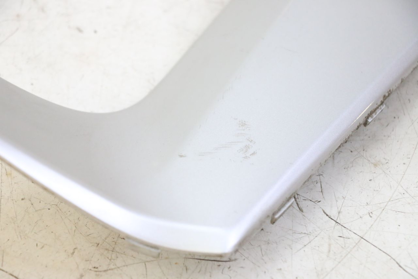 photo de Złącze lewego podnóżka YAMAHA X-MAX XMAX 250 (2006 - 2009) - Zdjęcie dodatkowe