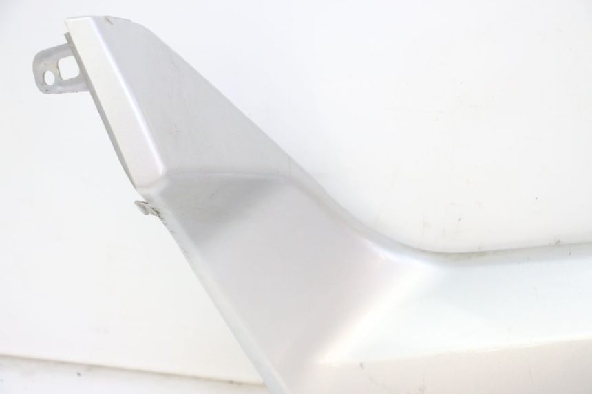 photo de Złącze lewego podnóżka YAMAHA X-MAX XMAX 250 (2006 - 2009) - Kontrola wizualna