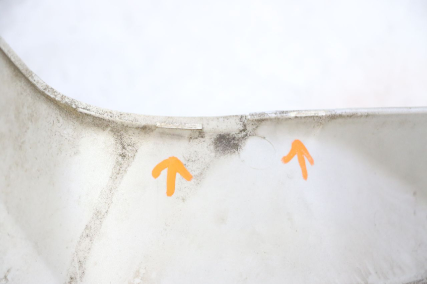 photo de Złącze lewego podnóżka YAMAHA X-MAX XMAX 250 (2006 - 2009) - Inny kąt widzenia