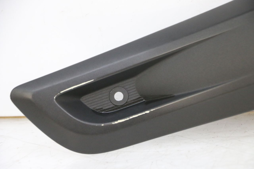 photo de Złącze lewego podnóżka YAMAHA X-MAX XMAX 125 (2010 - 2013) - Widok produktu