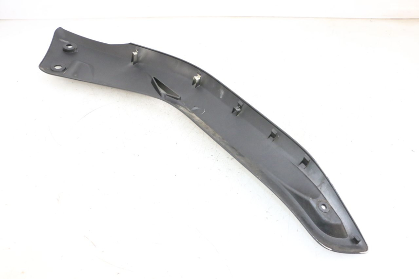 photo de Złącze lewego podnóżka YAMAHA X-MAX XMAX 125 (2010 - 2013) - Widok ogólny