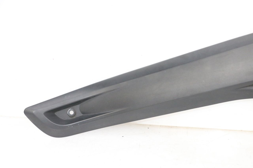 photo de Złącze lewego podnóżka YAMAHA X-MAX XMAX 125 (2010 - 2013) - Oznaczenia i referencje