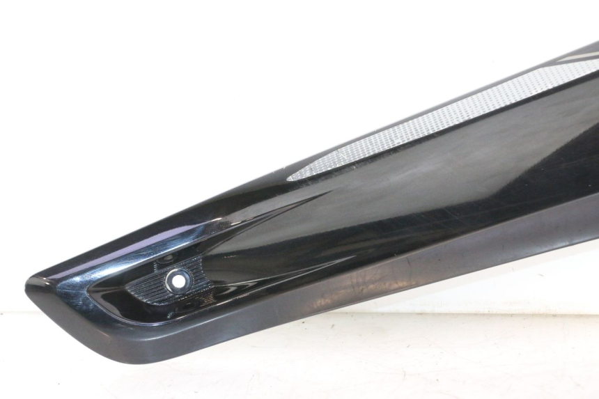 photo de Złącze lewego podnóżka YAMAHA X-MAX XMAX 125 (2010 - 2013) - Szczegół części