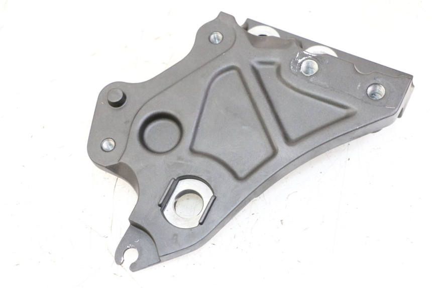 photo de Złącze lewego podnóżka YAMAHA TRACER 7 700 (2020 - 2024) - Widok główny